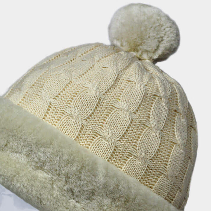 Starlight Generation Bommelmütze