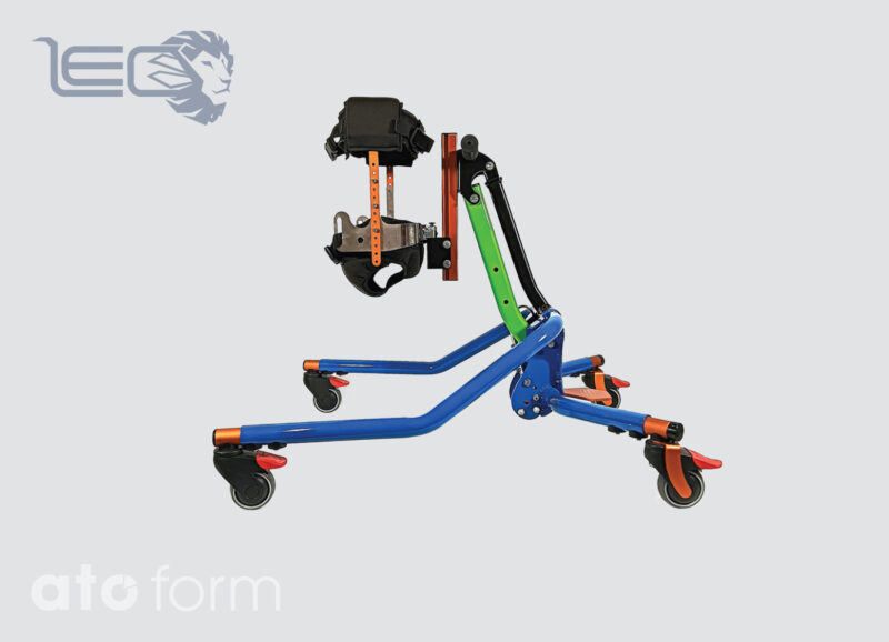Aufsteh- und Gehhilfe Leo Free stehende Position
